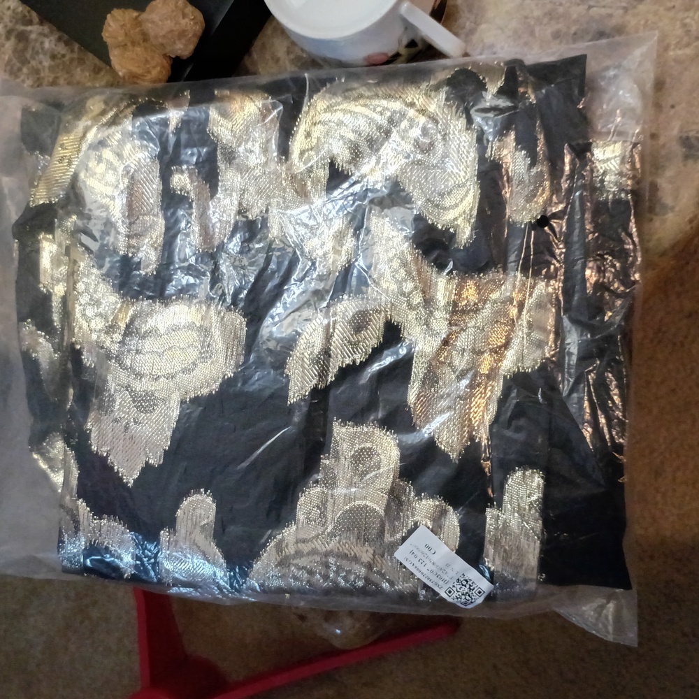 David Rose Vtg Black and Gold Floral Blazer Sm - Picture 14 of 15